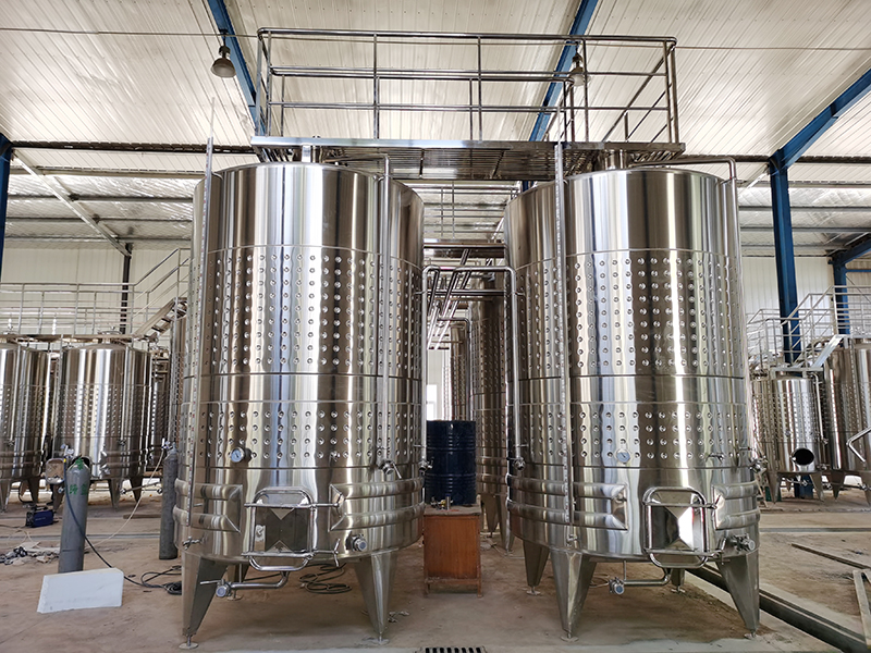 2000L Tanque de fermentación de vino tinto primario en venta
