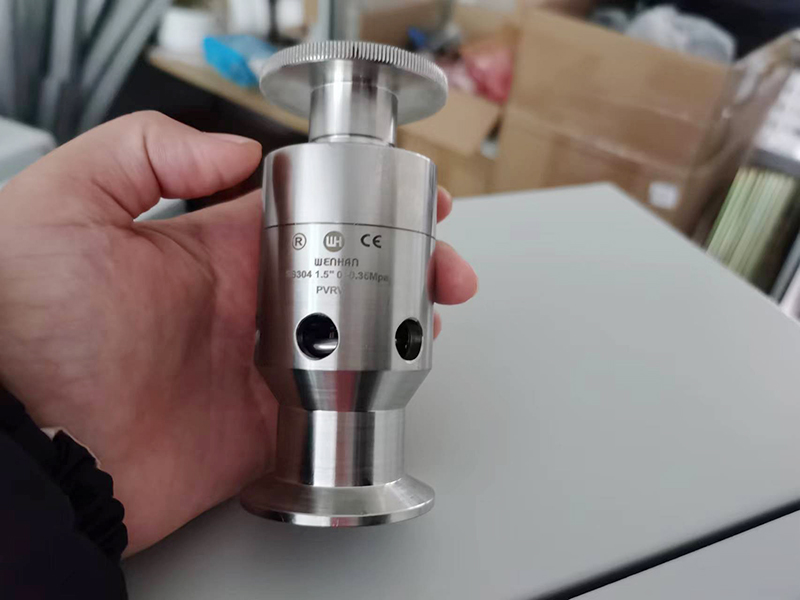 Válvulas de alivio de presión ajustables de acero inoxidable a la venta