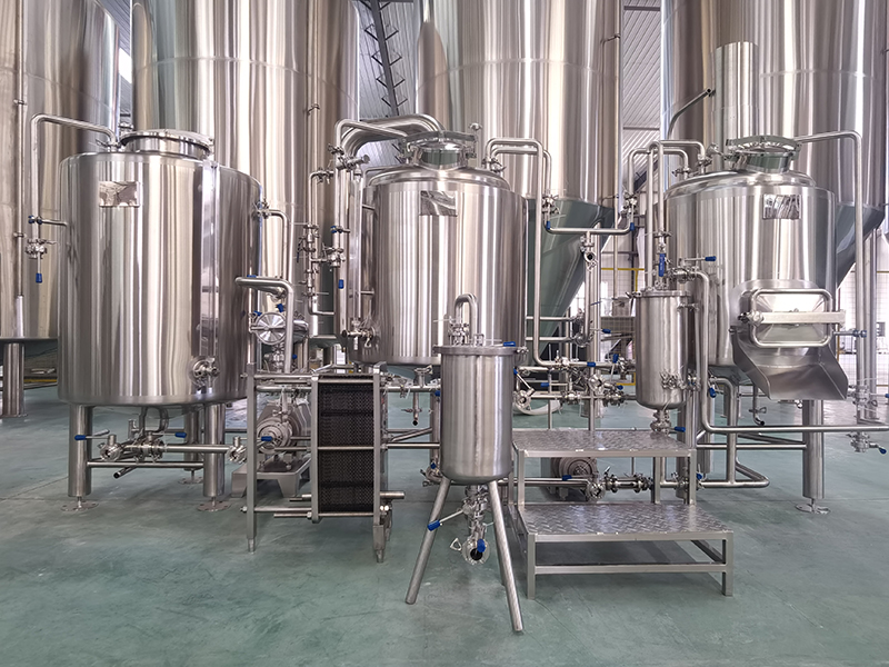 Equipo de cerveza de cerveza a pequeña escala de 300 litros para la venta de microcervecas